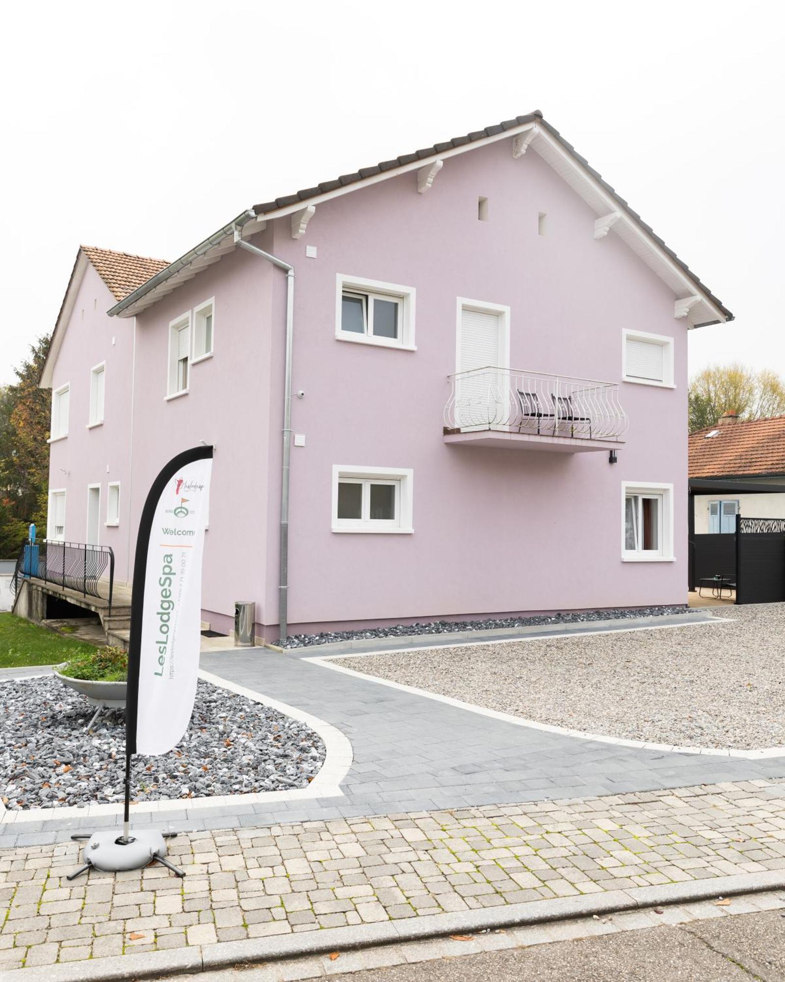 Hesingue Le Duplex By Leslodgespa מראה חיצוני תמונה